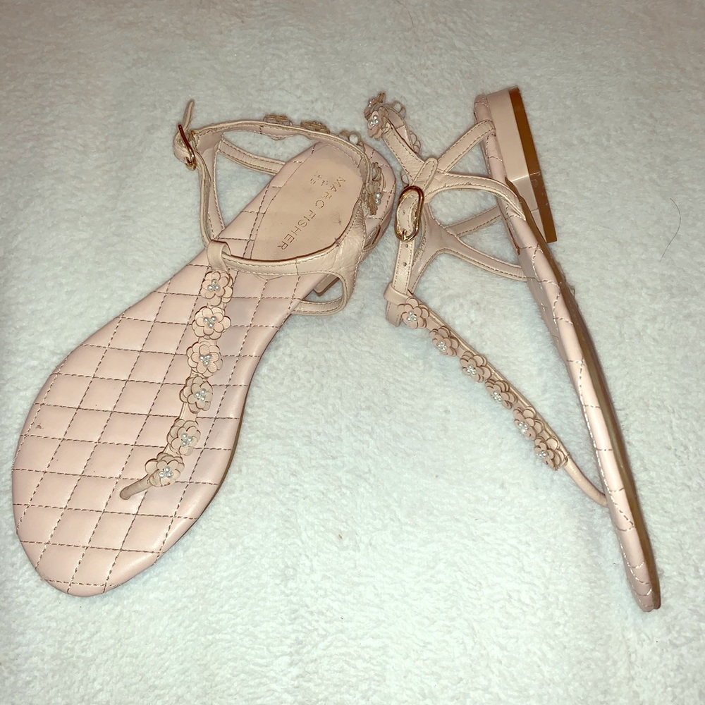 Marc Fisher strappy pink sandals